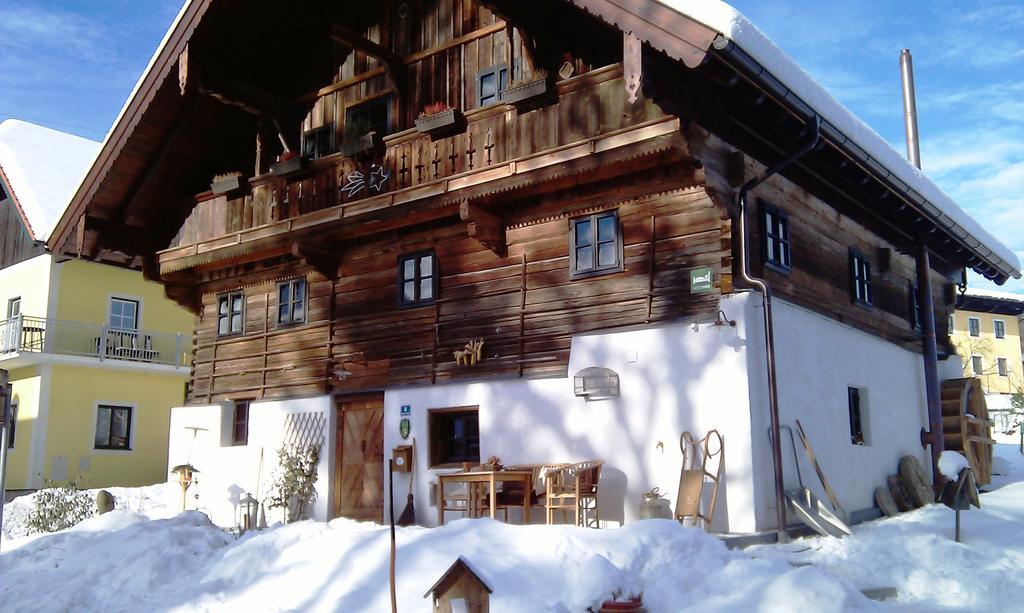 Heuholzmuehle Privatzimmer Elixhausen Exterior photo